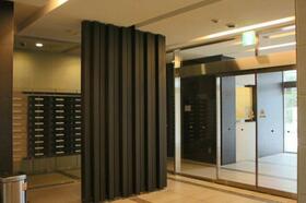 8/8 エントランス