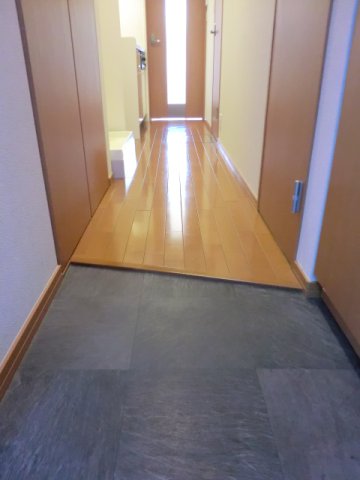 8/24 玄関