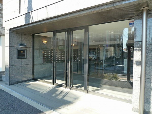 3/4 エントランス