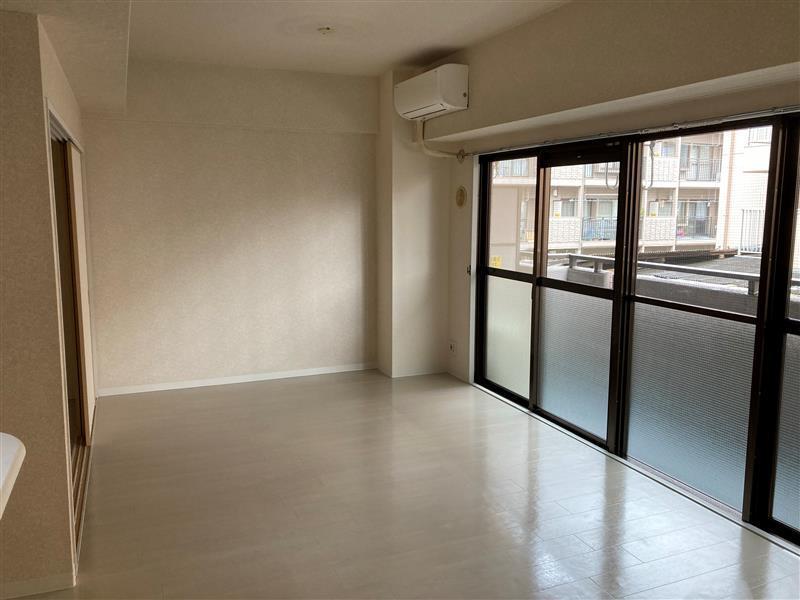 4/19 リビング/ダイニング