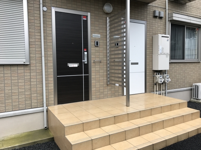 19/28 エントランス