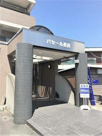 13/13 エントランス
