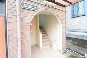 16/16 エントランス