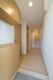 2/2 エントランス