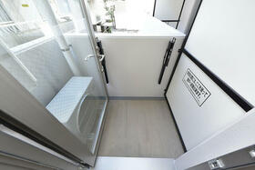 13/16 バルコニー