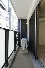 13/16 バルコニー