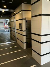 15/15 エントランス