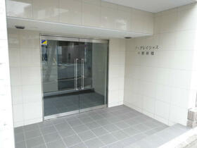 14/14 エントランス