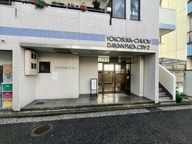 16/16 エントランス