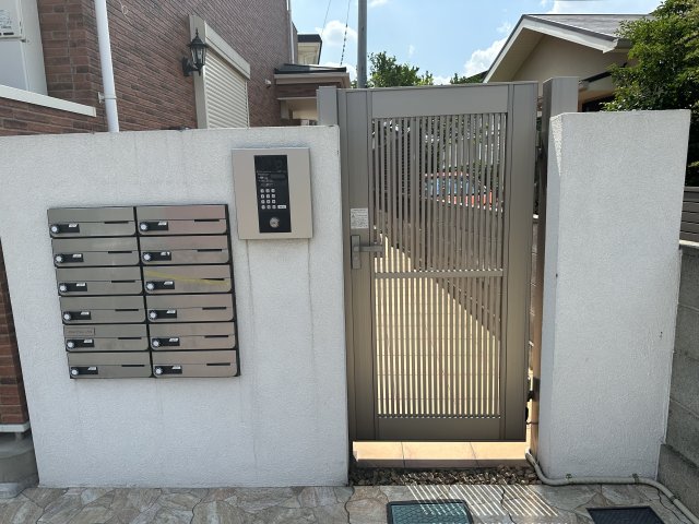 17/18 エントランス