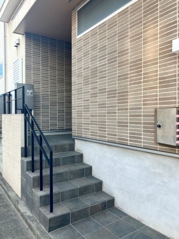 2/3 エントランス