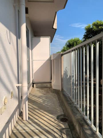 19/23 バルコニー