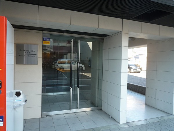 4/4 エントランス