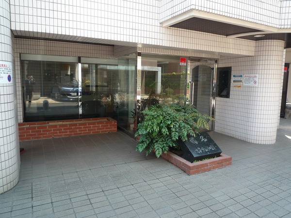 3/7 エントランス