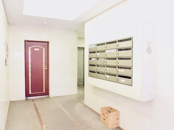 14/20 エントランス