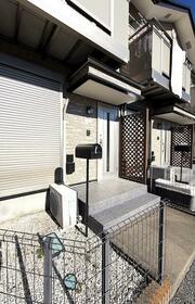 16/16 エントランス