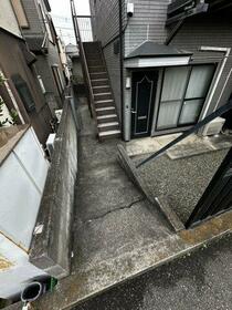 2/2 エントランス