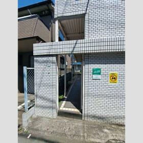 14/14 エントランス