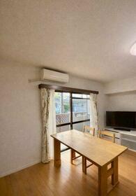 4/13 リビング/ダイニング