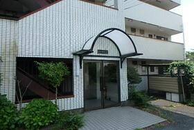 2/3 エントランス