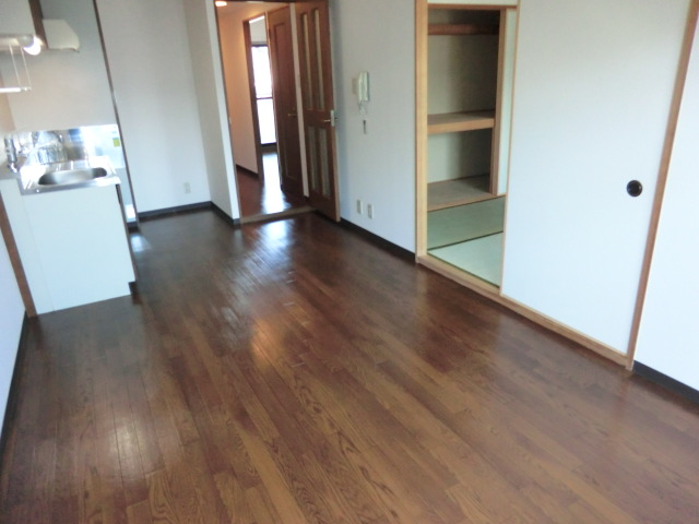 18/28 バルコニー