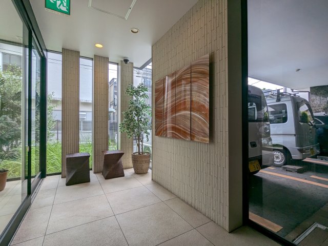 17/24 エントランス