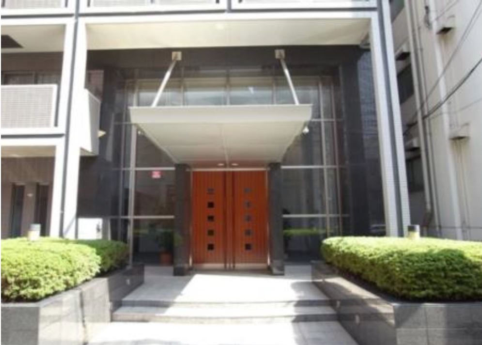 2/2 エントランス