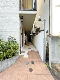 14/14 エントランス