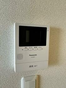 16/16 エントランス