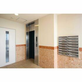 15/16 エントランス