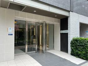 4/4 エントランス