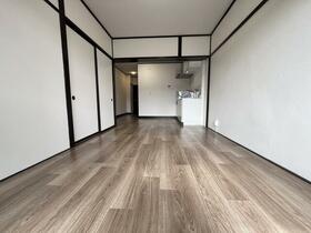 4/13 リビング/ダイニング