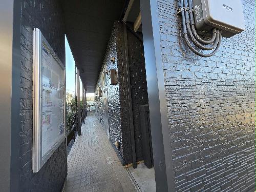 2/4 エントランス