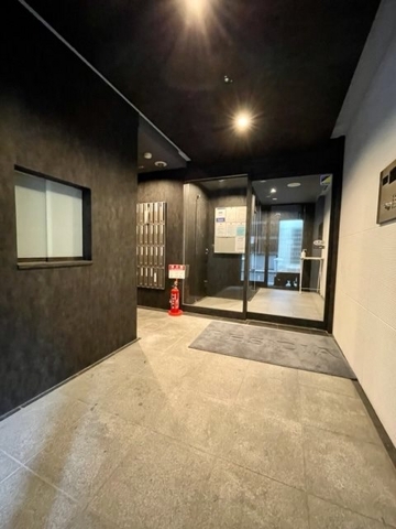 2/3 エントランス