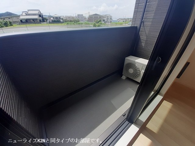 13/20 バルコニー