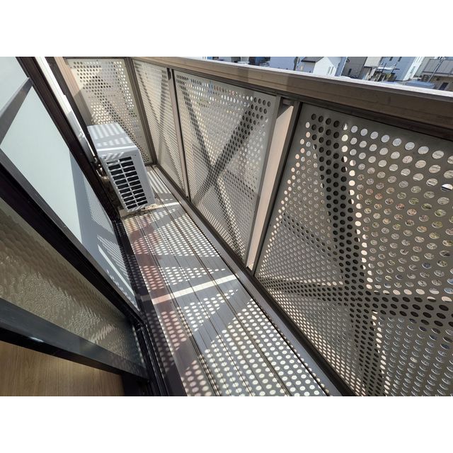 18/24 バルコニー