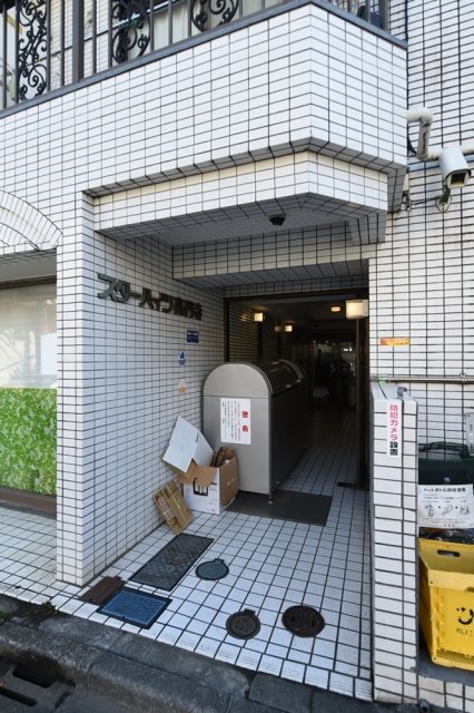 4/6 エントランス