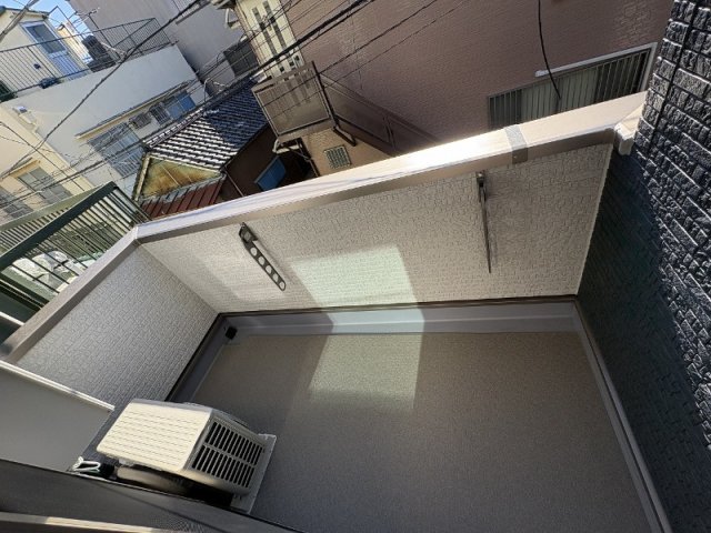 28/28 バルコニー
