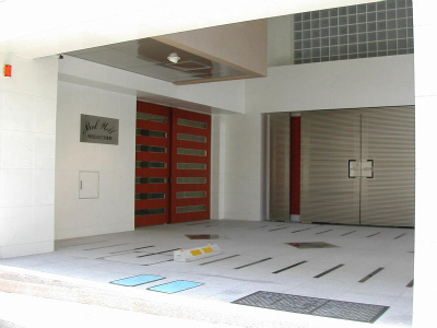 2/3 エントランス