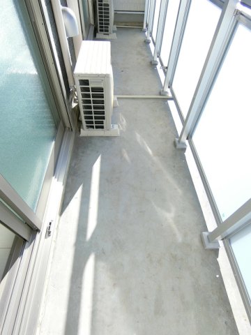 13/21 バルコニー