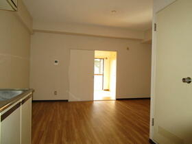 3/7 リビング/ダイニング