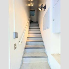 3/4 エントランス