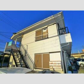 5/5 エントランス