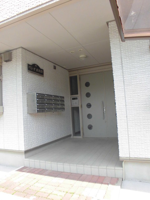 21/28 エントランス