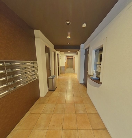 19/20 エントランス