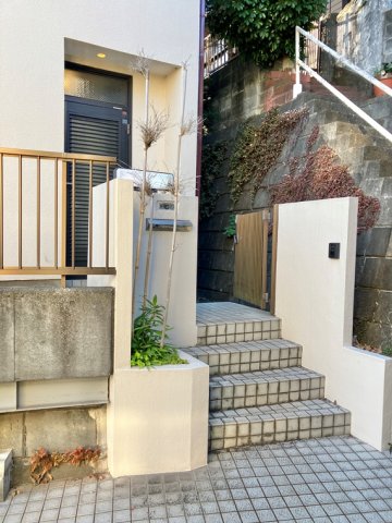 19/19 エントランス