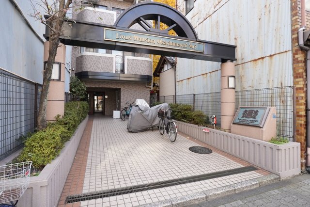 4/8 エントランス