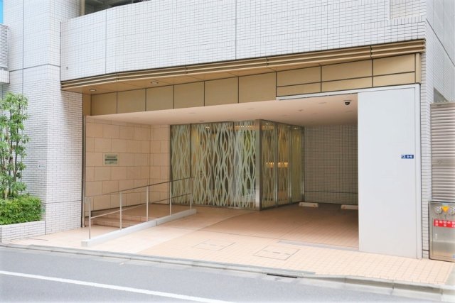 2/5 エントランス