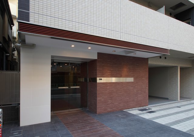 3/3 エントランス