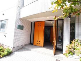 2/2 エントランス